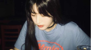 甘肃口音小姐姐唱白月光,月光下的甘肃小姐姐演绎经典